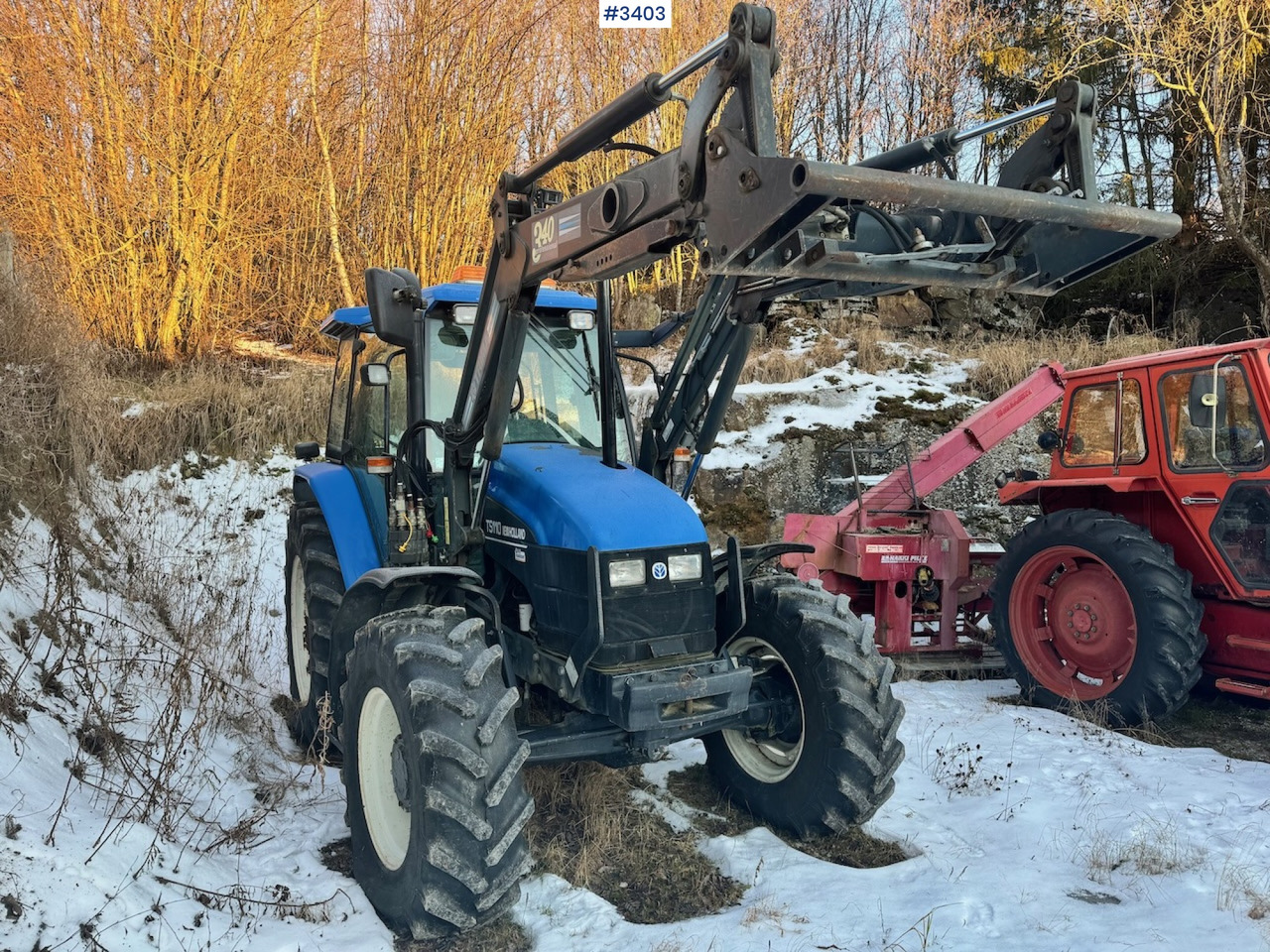 Traktorius 2003 New Holland TS110 with Front Loader: foto 7