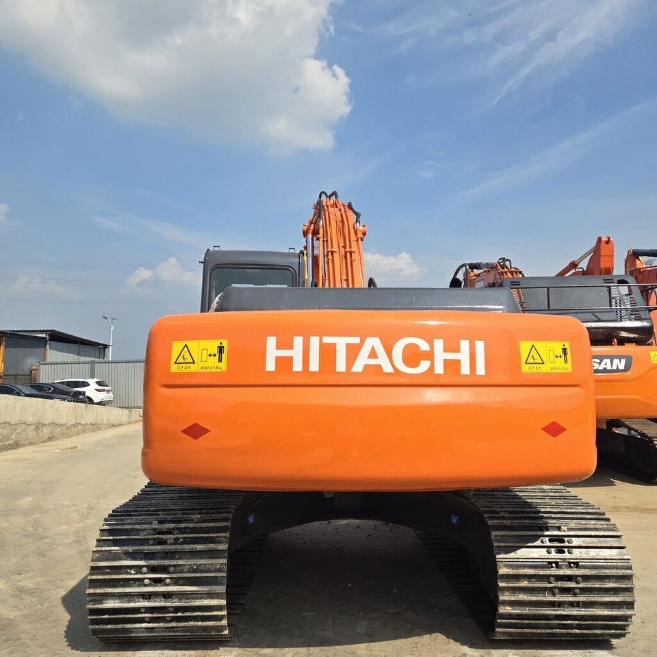 Vikšrinis ekskavatorius Hitachi ZX210: foto 7