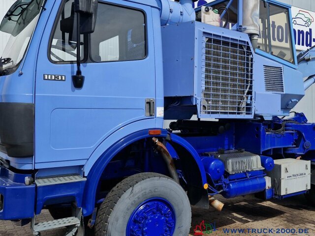 Statybinė technika Mercedes-Benz 1831 4x4 Menzi Muck Baum Stubben - Wurzelfräse: foto 16