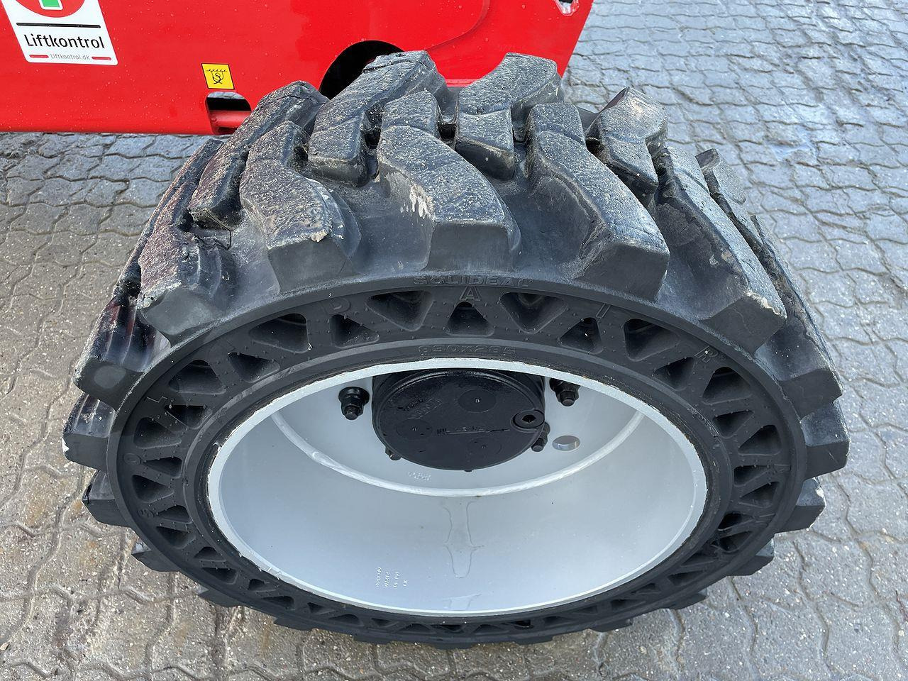 Manitou 160ATJ RC lizingą Manitou 160ATJ RC: foto 7 Manitou 160ATJ RC lizingą Manitou 160ATJ RC: foto 7