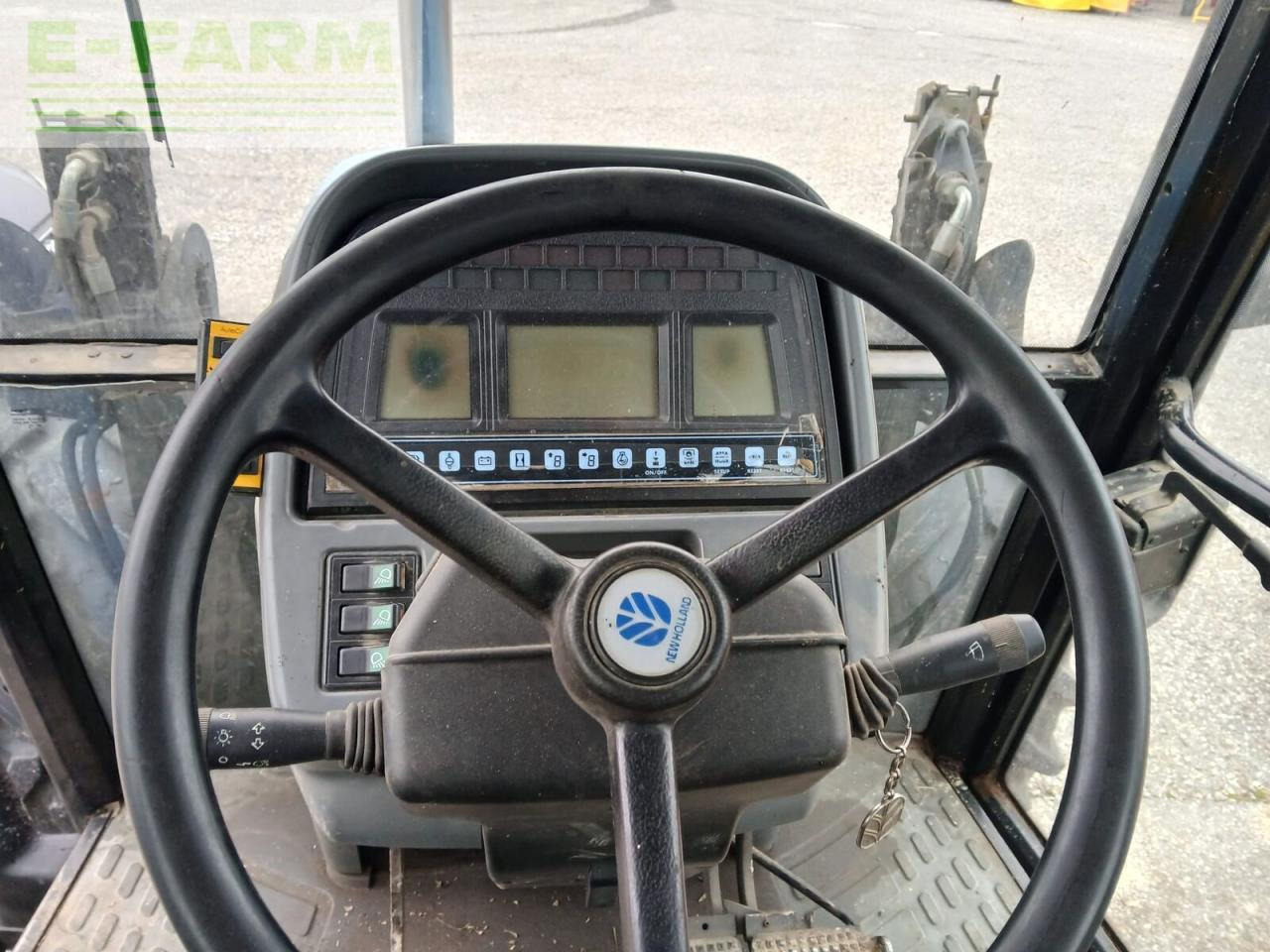 Traktorius New Holland ts110: foto 10