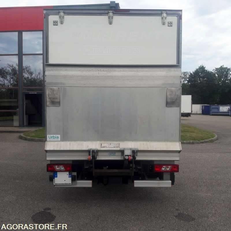 Furgonas su krovinių dėže Ford Transit Chassis Cabine 20M3 130 CV FOURGON RJ HAYON 3,5 T 2019 - 103500KM: foto 6