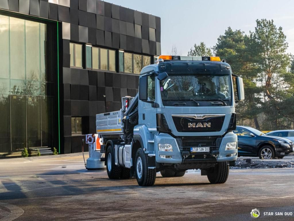 Savivartis sunkvežimis MAN  TGS 18.480 4x4 HIAB 188 E-4 CRANE KIPPER EURO 6: foto 7