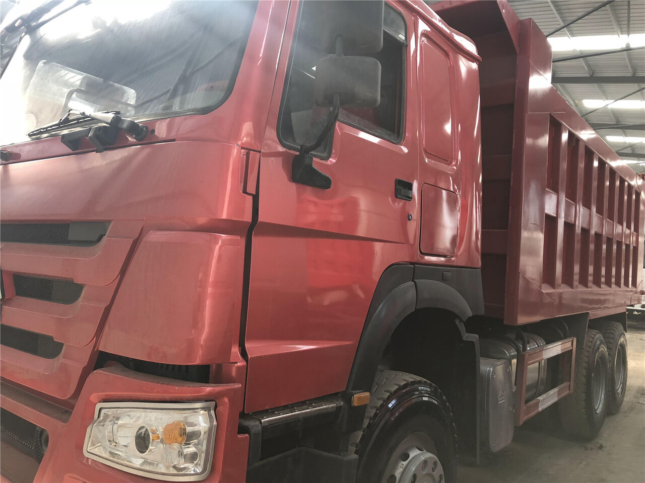 Savivartis sunkvežimis pervežimui sunkiosios technikos SINOTRUK Howo Dump truck 371: foto 6