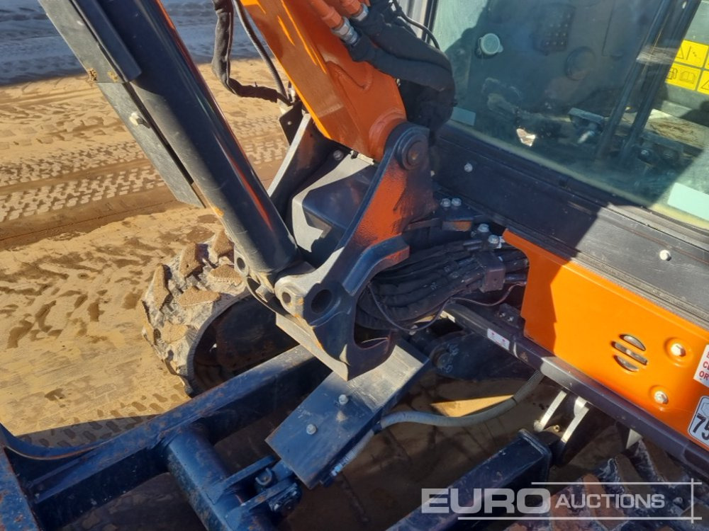 Mini ekskavatorius 2023 Hitachi ZX33U-6 CLR: foto 16