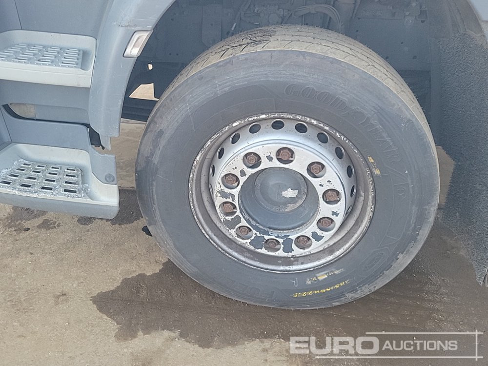 Platforminis/ Bortinis sunkvežimis pervežimui sunkiosios technikos DAF CF340: foto 9