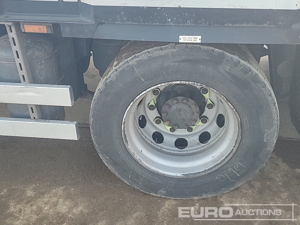 Platforminis/ Bortinis sunkvežimis pervežimui sunkiosios technikos DAF CF340: foto 10