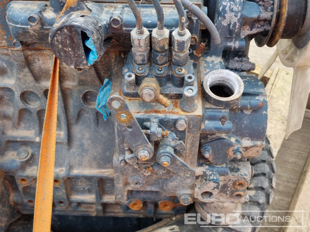 Variklis Kubota 3 Cylider Engine: foto 11