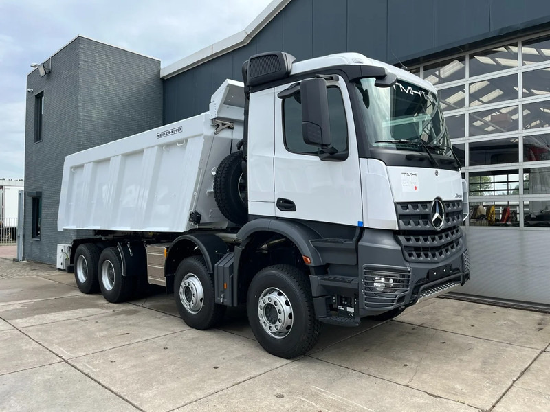 Nauja Savivartis sunkvežimis Mercedes-Benz Arocs 4140 K 8x4 Meiller tipper (15 units): foto 7